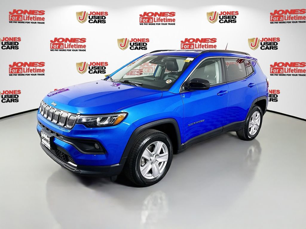 Used 2022 Jeep Compass Latitude image 12