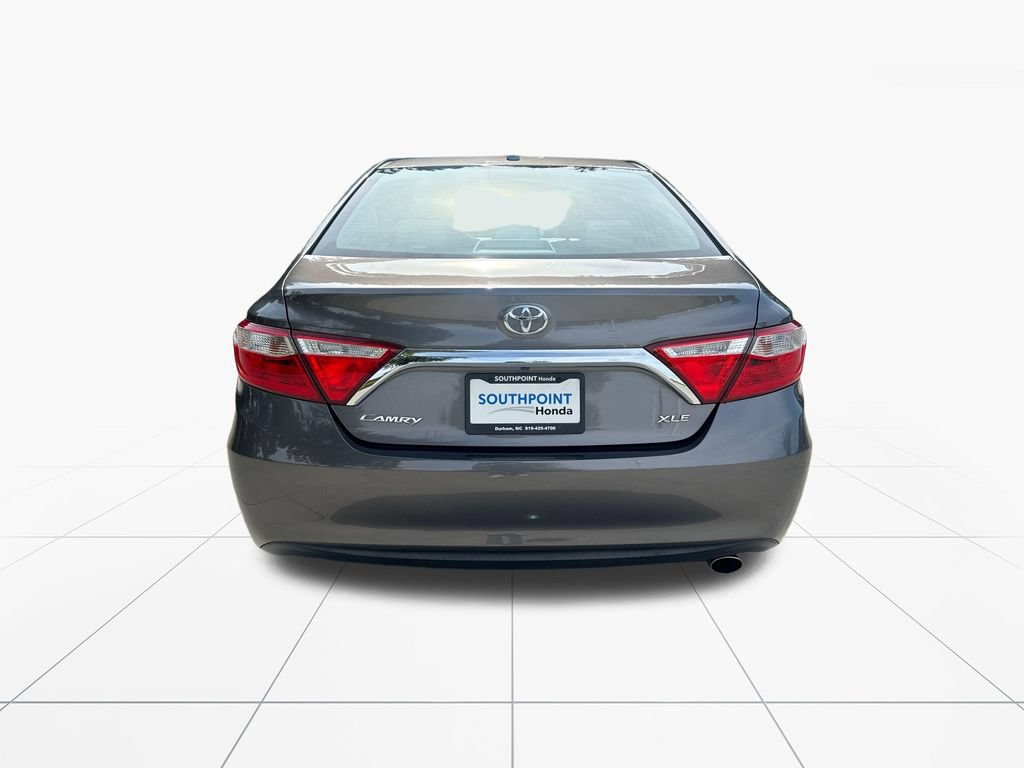 Used 2017 Toyota Camry XLE w/ Moonroof Package FWD image 7