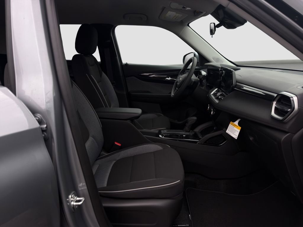 New 2026 Chevrolet TrailBlazer LT w/ Driver Confidence Package image 18