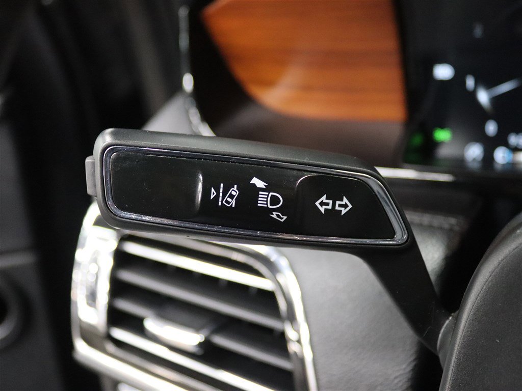 Used 2020 Lincoln Navigator Reserve w/ Luxury Package image 36