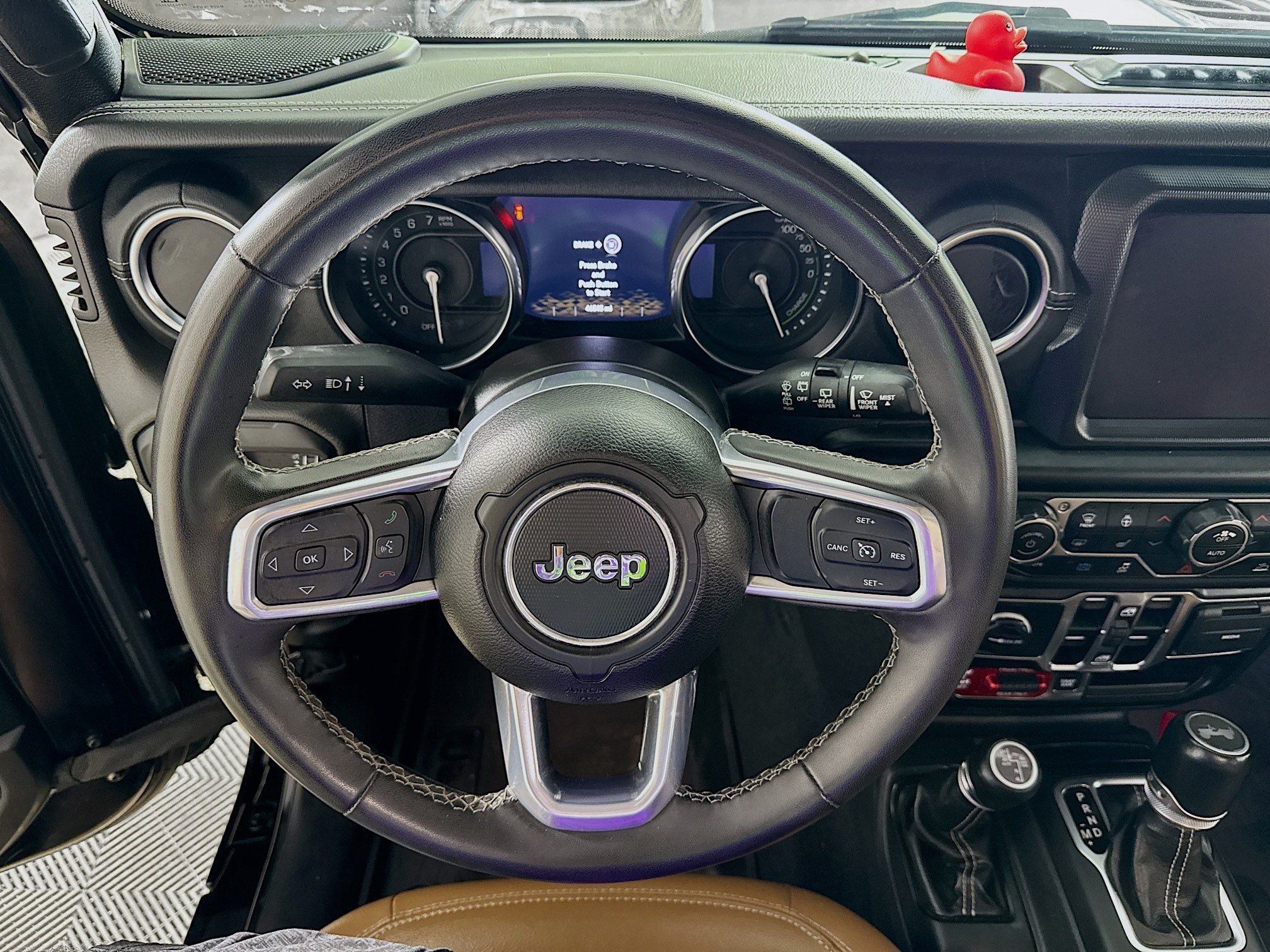 Used 2023 Jeep Wrangler Unlimited Rubicon 4xe w/ Cold Weather Group AWD/4WD image 16