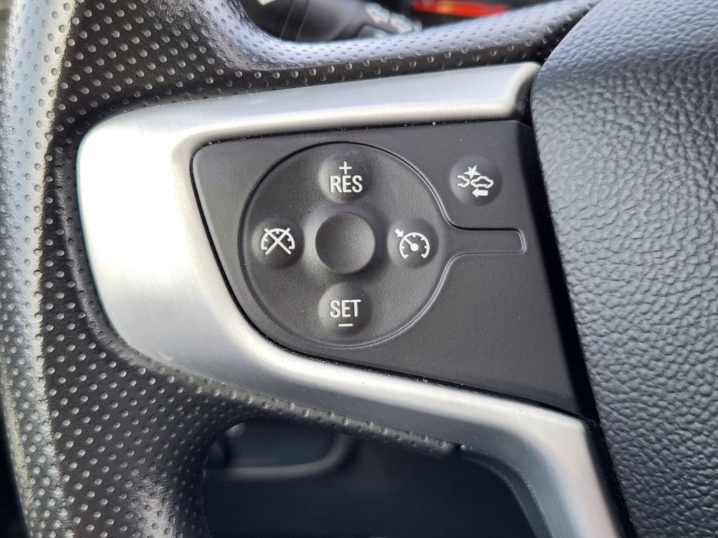 Used 2024 GMC Terrain SLE image 23