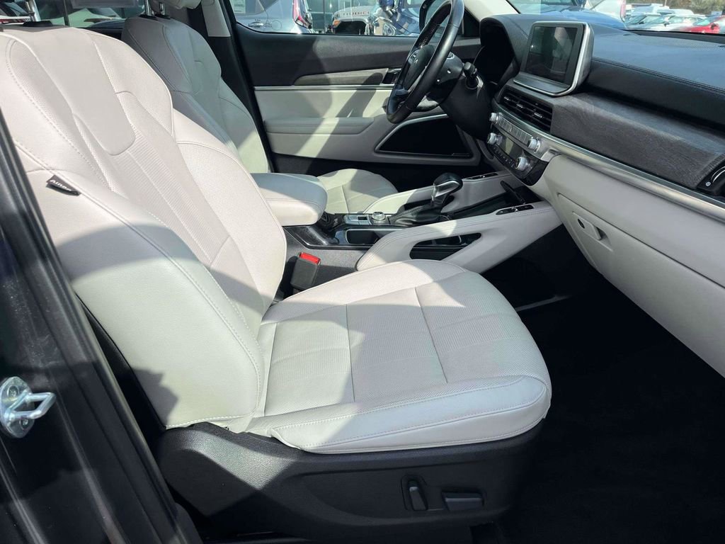 Used 2022 Kia Telluride EX image 13
