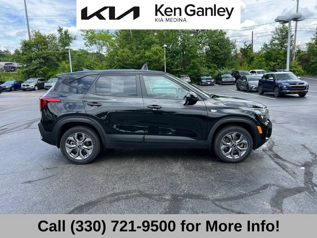 Certified 2024 Kia Seltos LX AWD/4WD image 8