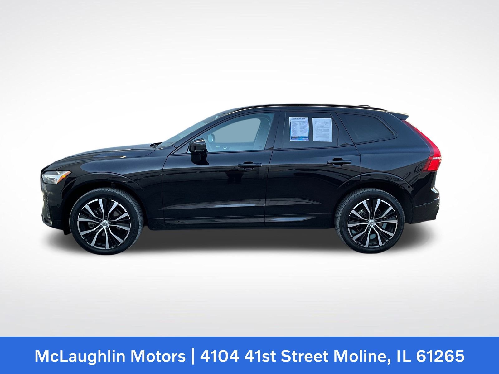 Certified 2023 Volvo XC60 B5 Plus w/ Climate Package image 14