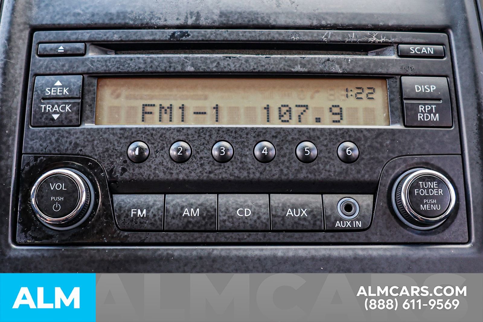 Used 2017 Nissan Versa S Plus image 34