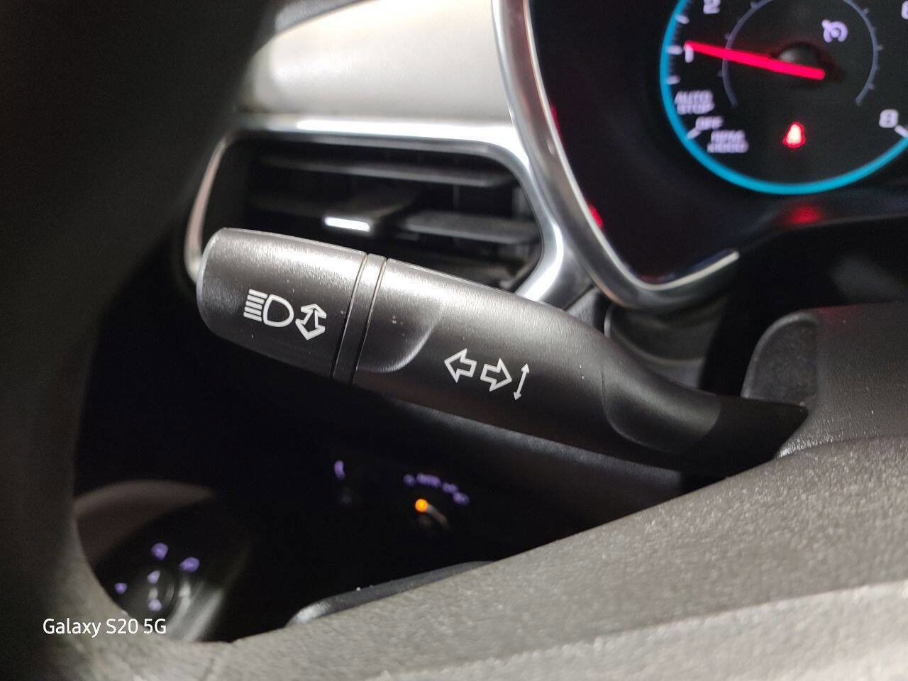 Used 2018 Chevrolet Equinox LS image 29