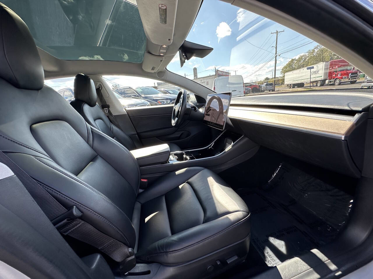 Used 2018 Tesla Model 3 Long Range image 14