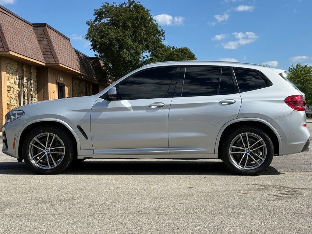 Used 2018 BMW X3 xDrive30i w/ M Sport Package AWD/4WD image 2
