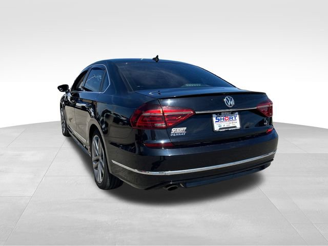 Used 2017 Volkswagen Passat 1.8T R-Line image 3