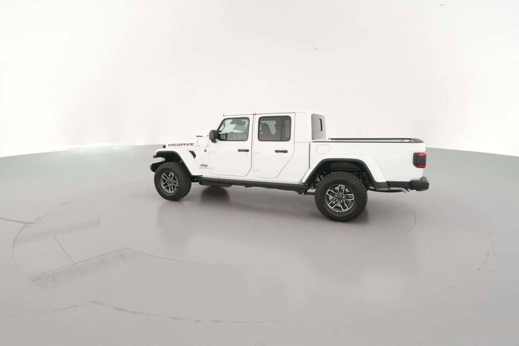 New 2026 Jeep Gladiator Mojave image 7