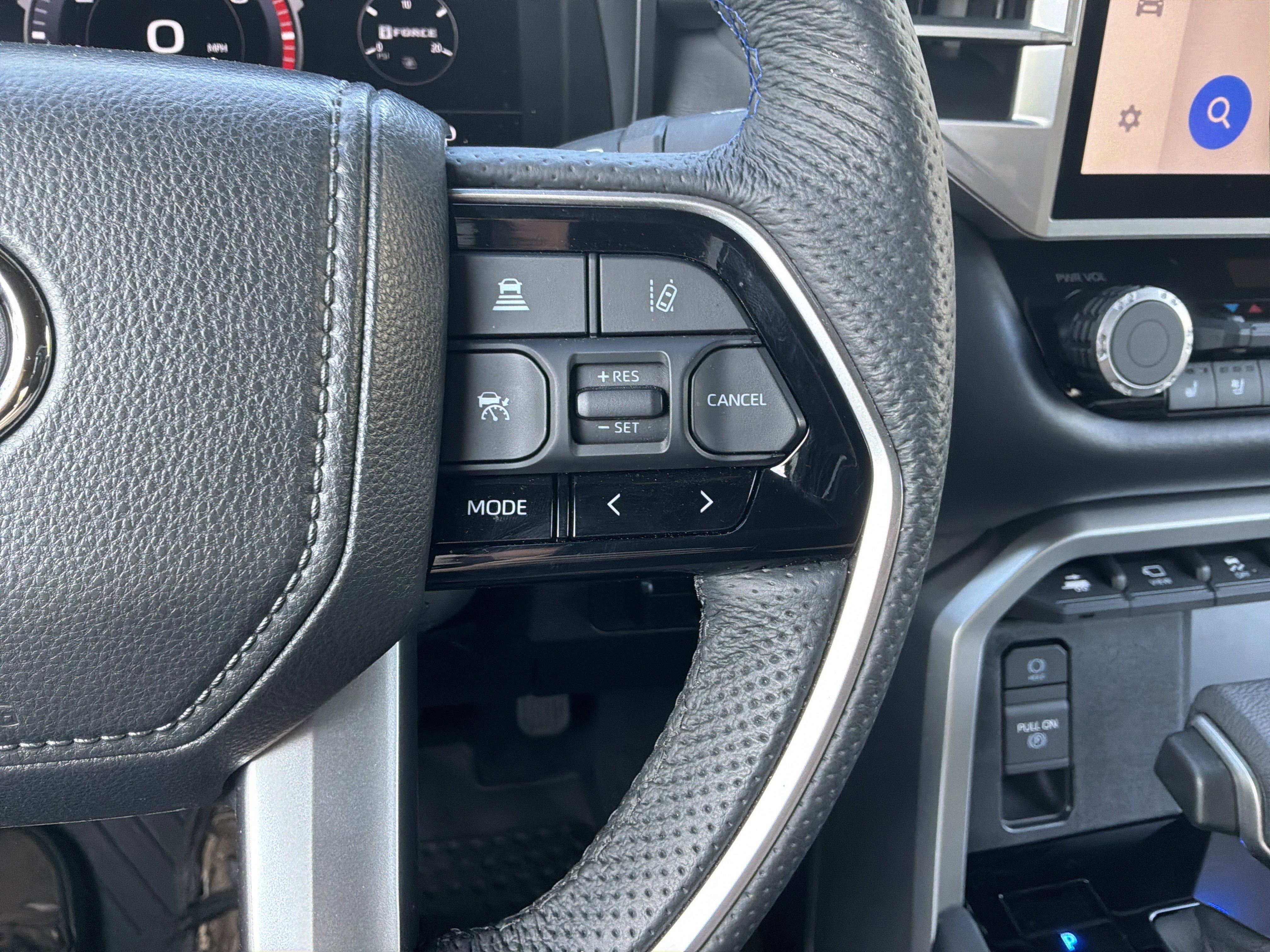 Used 2025 Toyota Tundra Platinum AWD/4WD image 20