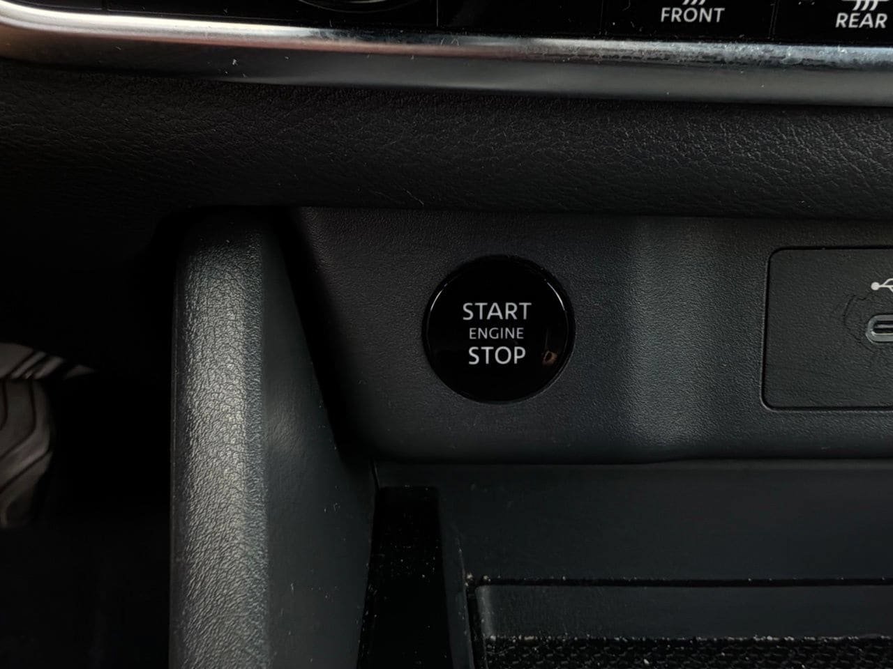 Used 2026 Nissan Rogue SV FWD image 26
