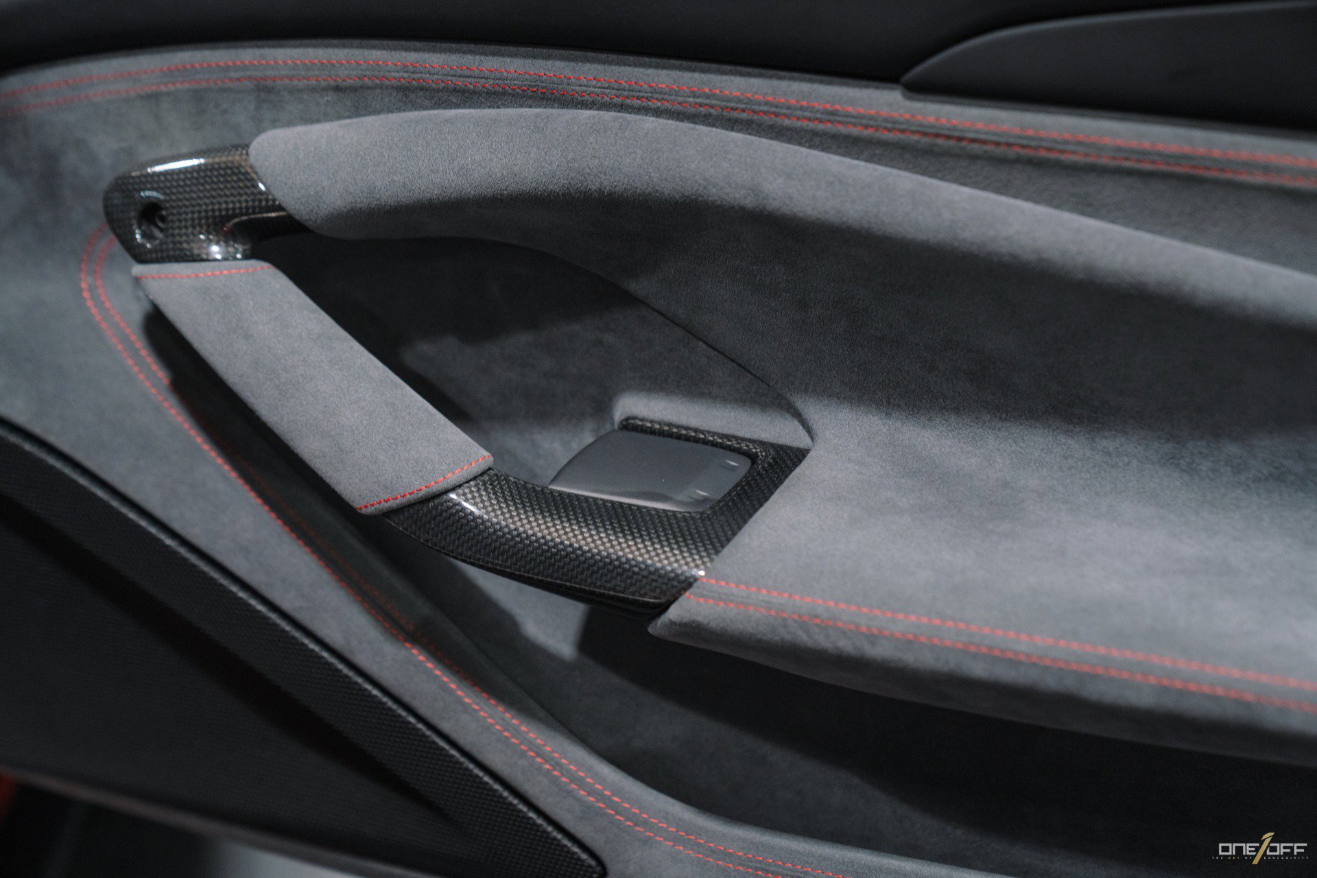 Used 2022 Ferrari F8 Tributo image 21