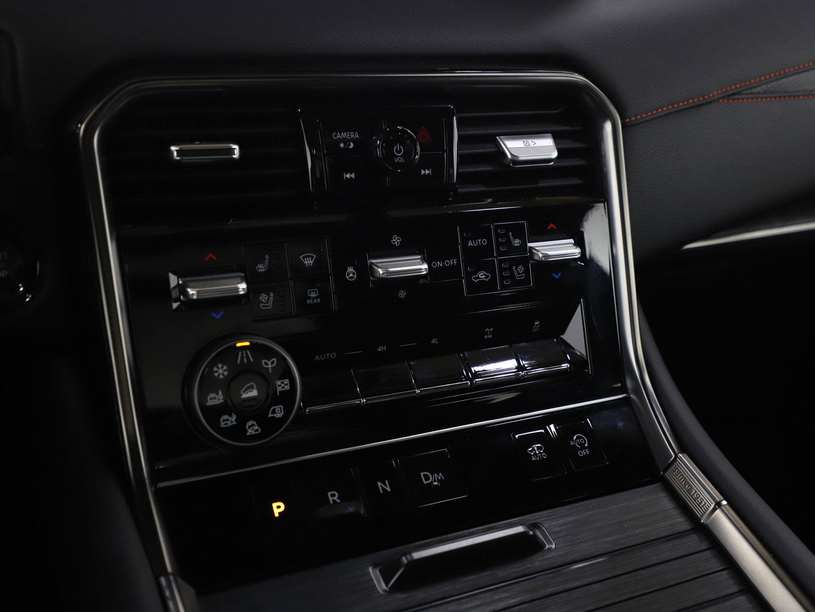 Used 2025 Nissan Armada PRO-4X w/ Pro-4X Premium Package image 26