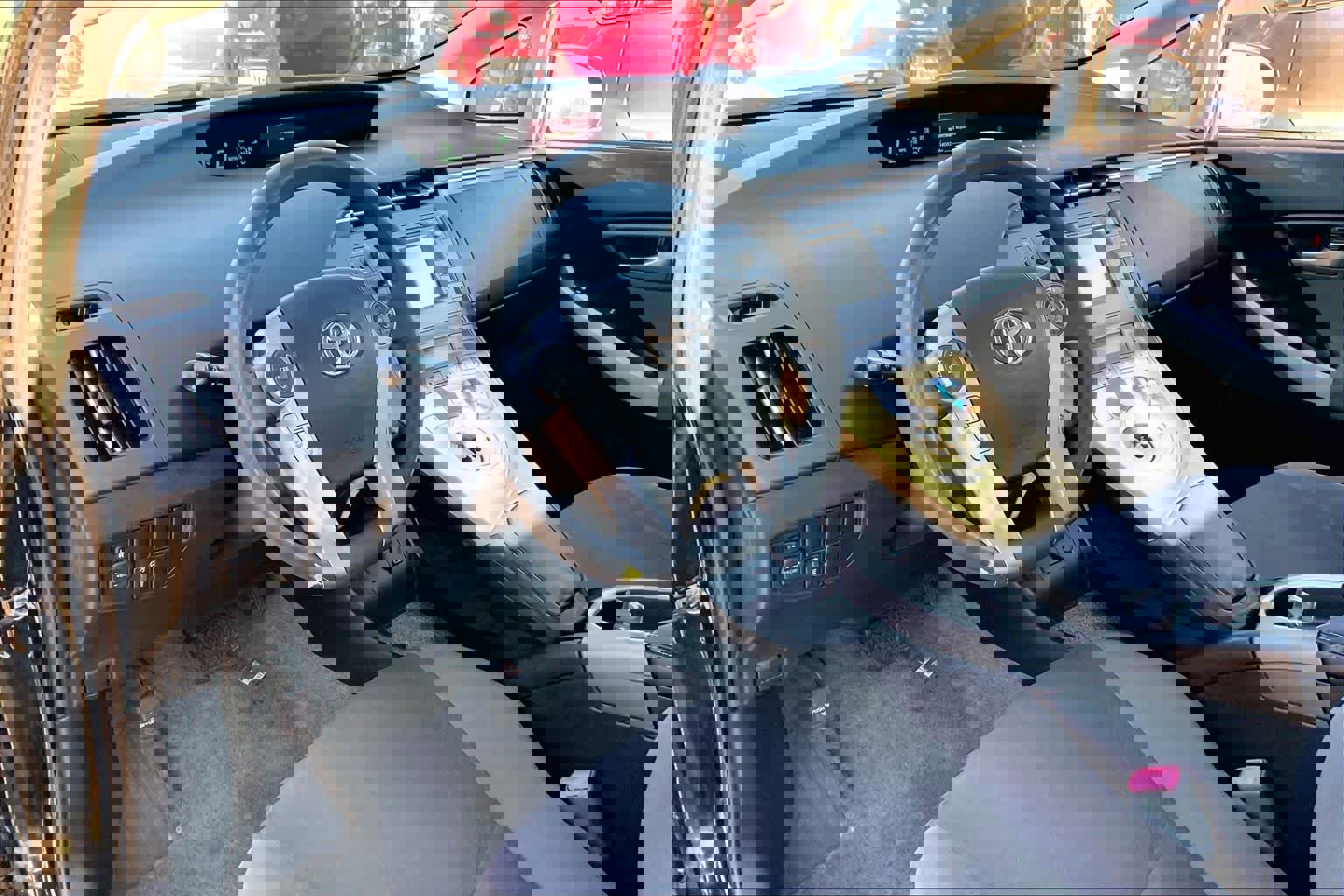 Used 2012 Toyota Prius Two image 15