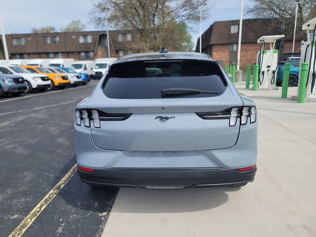 Used 2025 Ford Mustang Mach-E Select w/ Comfort Package Lite AWD/4WD image 6