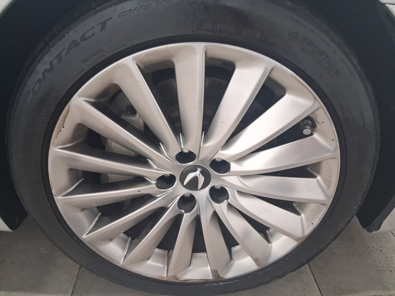 Used 2014 Hyundai Equus Signature RWD image 11