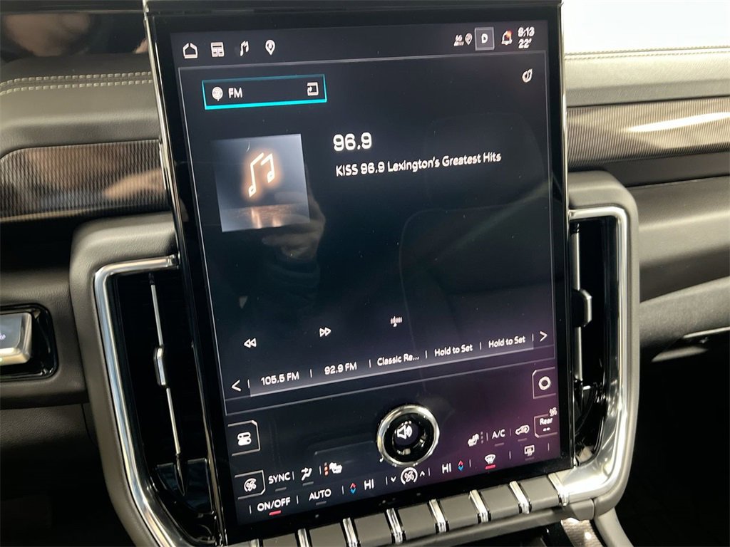 Used 2025 GMC Yukon Elevation w/ LPO, Floor Liner Package image 13