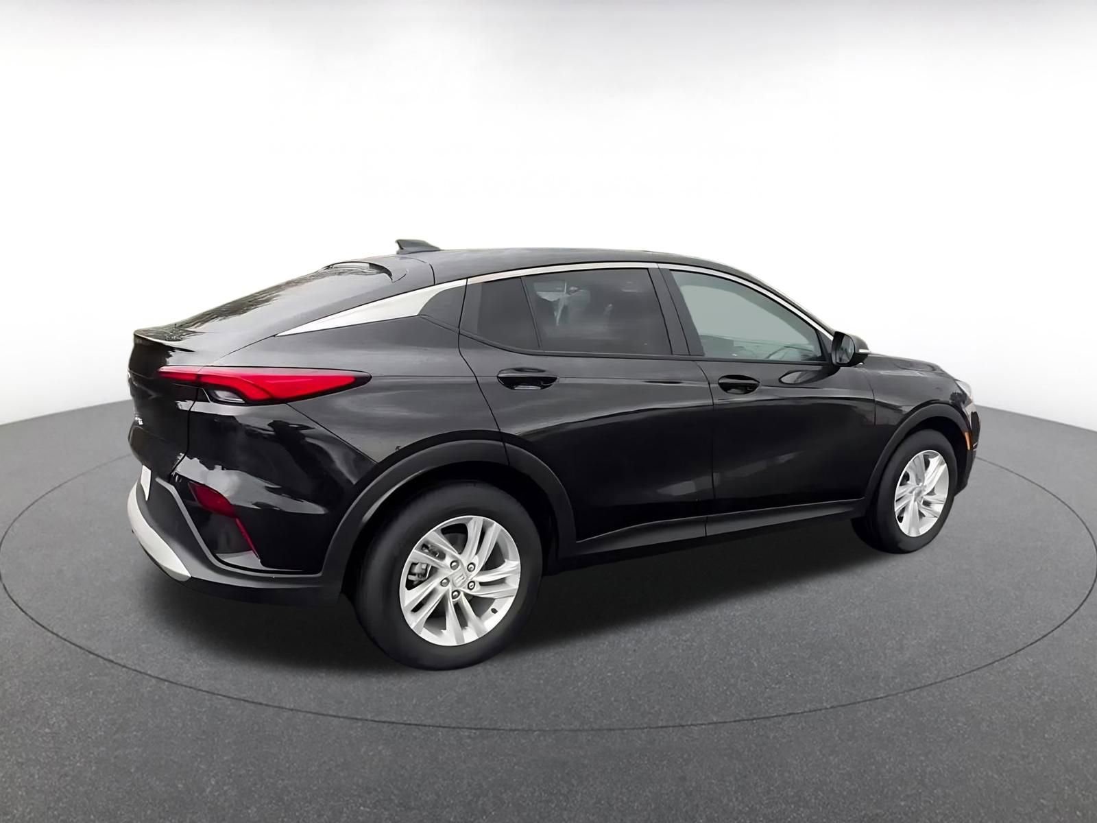 Used 2025 Buick Envista Preferred image 15