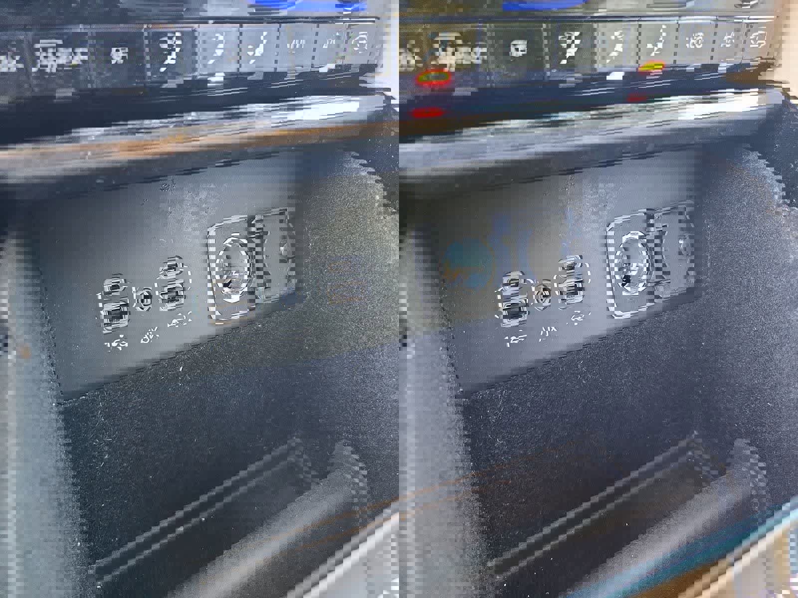 Used 2022 Jeep Grand Cherokee L Limited image 31