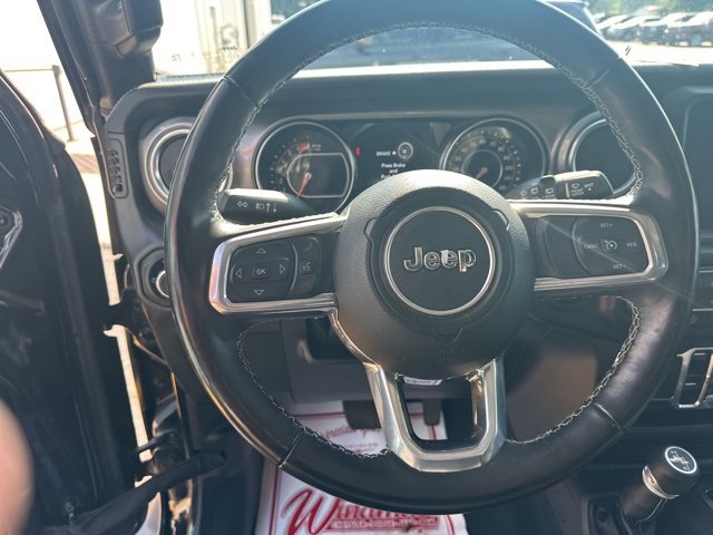 Used 2022 Jeep Wrangler Unlimited Sahara w/ Cold Weather Group image 14