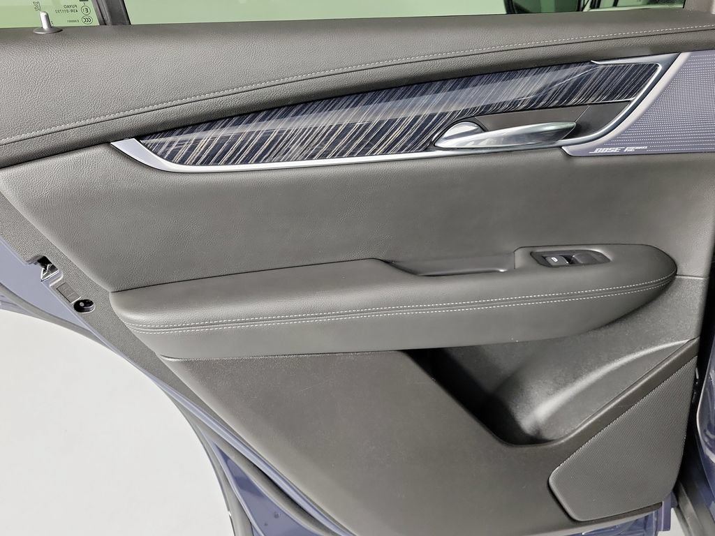 Certified 2024 Cadillac XT6 Premium Luxury FWD image 12