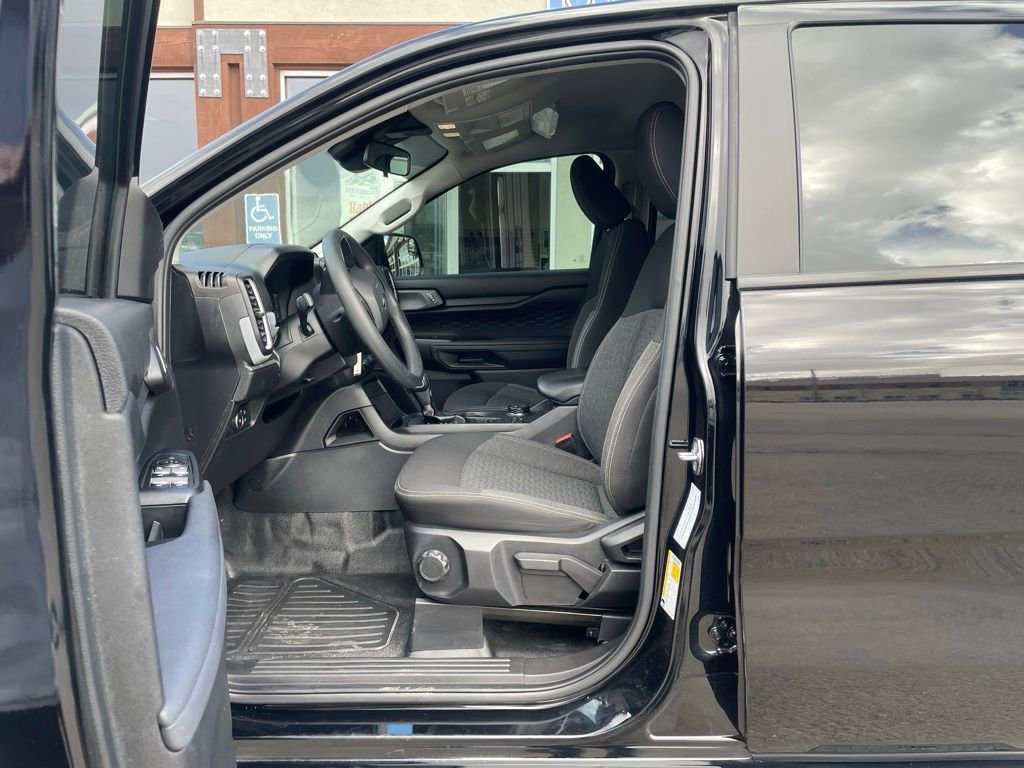 Used 2024 Ford Ranger XL w/ Trailer Tow Package image 11