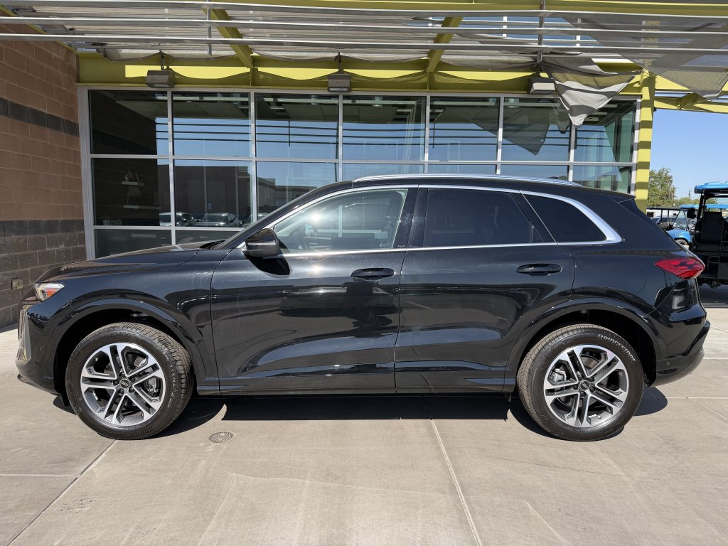 Used 2025 Audi Q5 Premium w/ Premium Plus AWD/4WD image 7