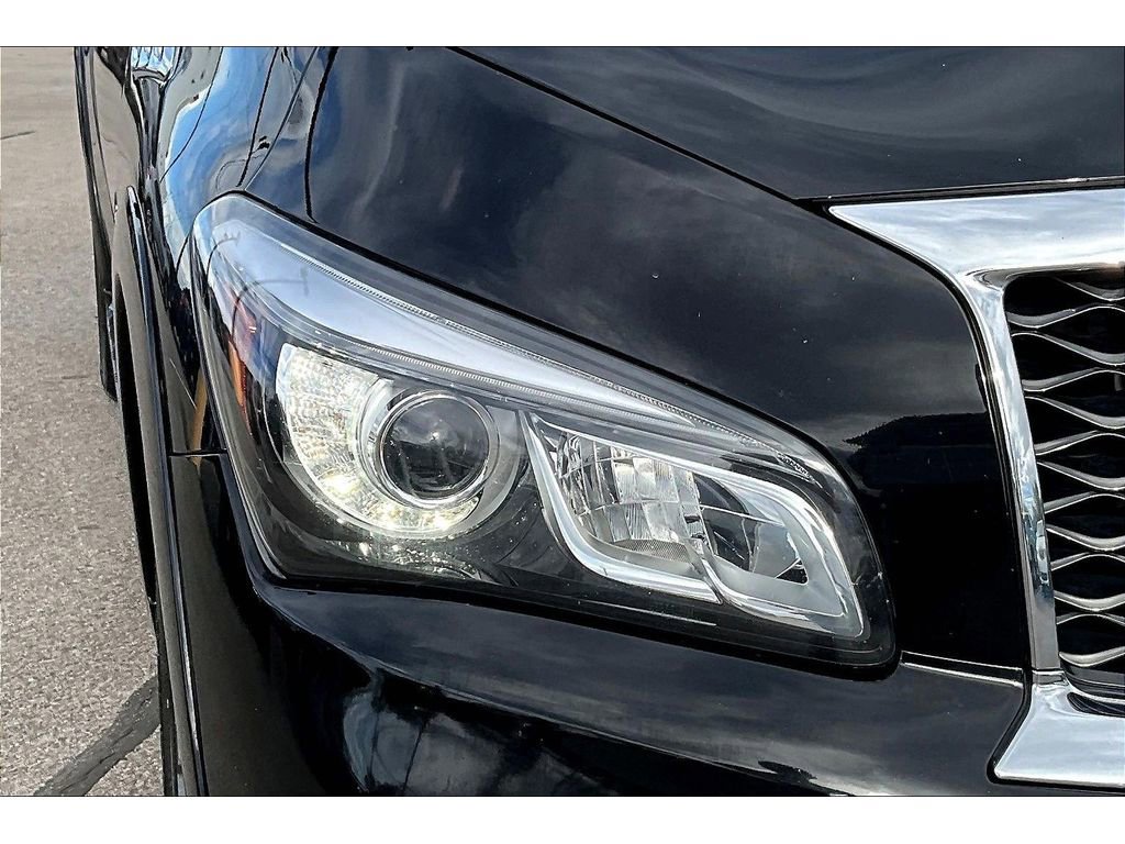 Used 2017 INFINITI QX80 4WD image 32