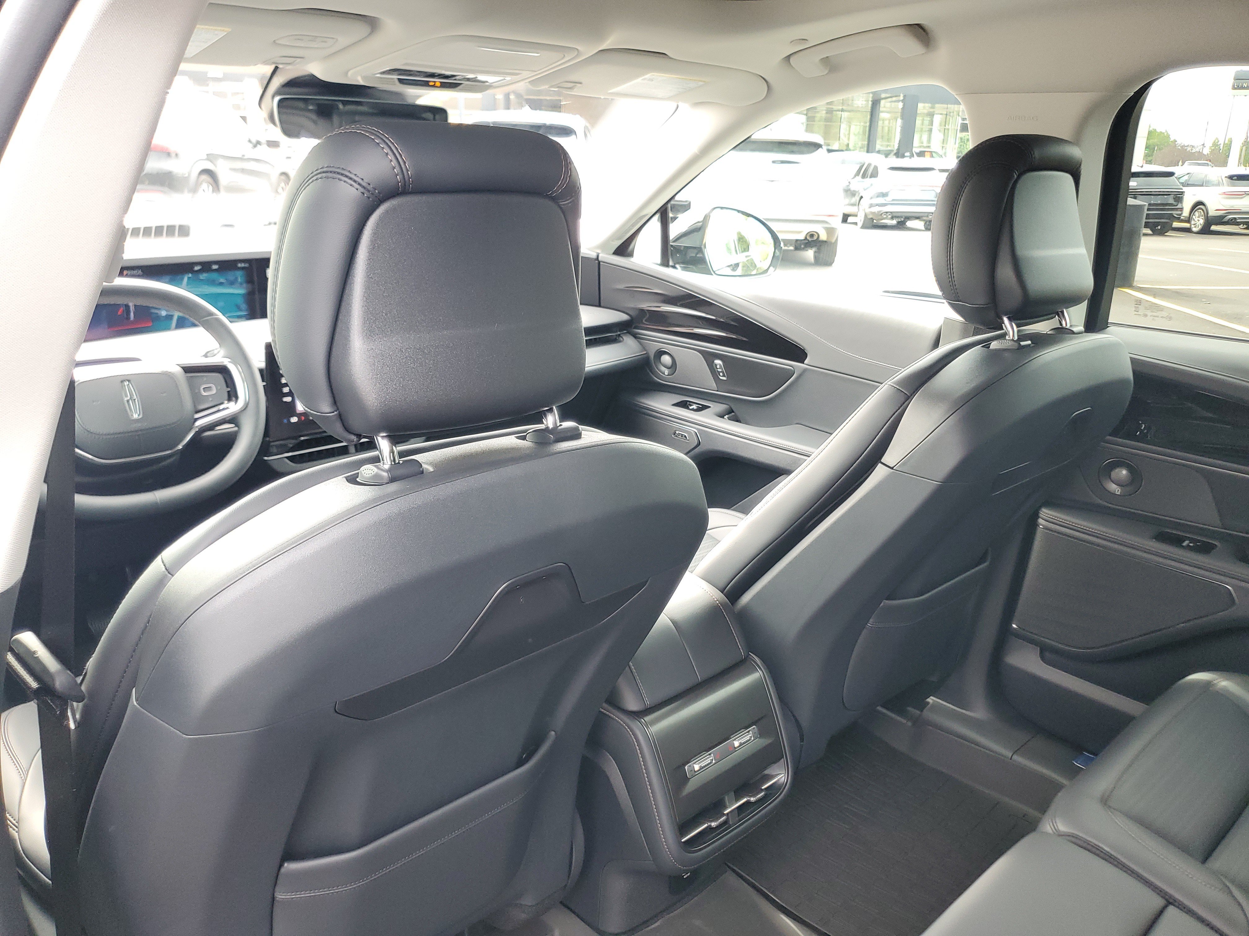 New 2026 Lincoln Nautilus Reserve AWD/4WD image 29