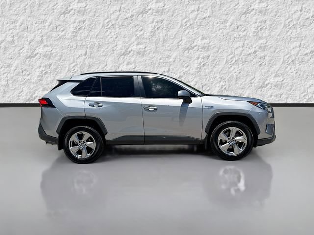 Used 2020 Toyota RAV4 Limited AWD/4WD image 2