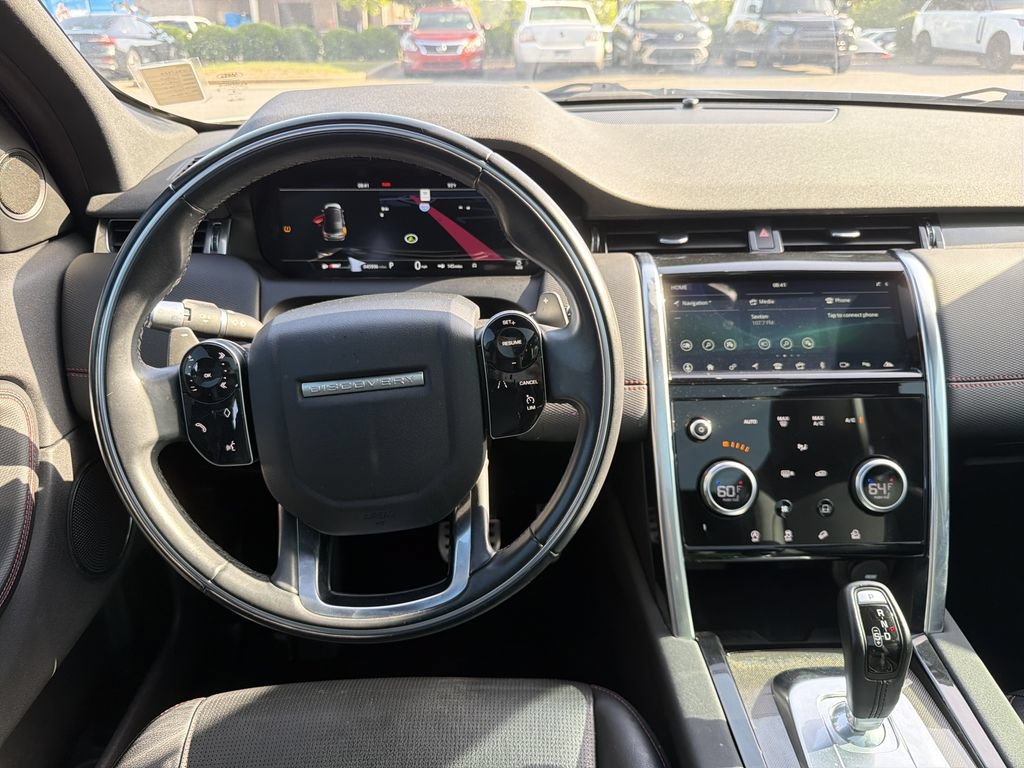 Used 2020 Land Rover Discovery Sport SE R-Dynamic AWD/4WD image 4