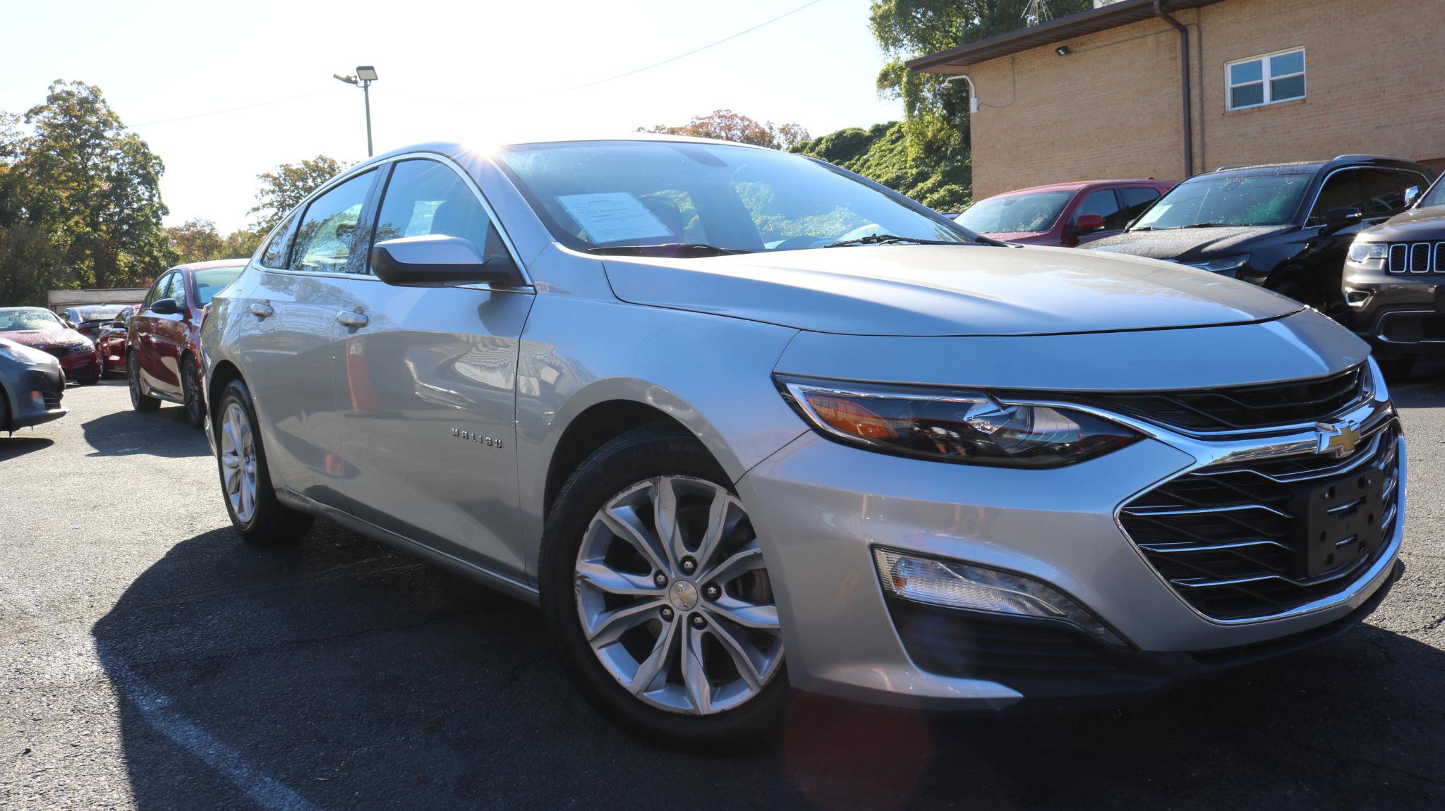 Used 2022 Chevrolet Malibu LT FWD image 3