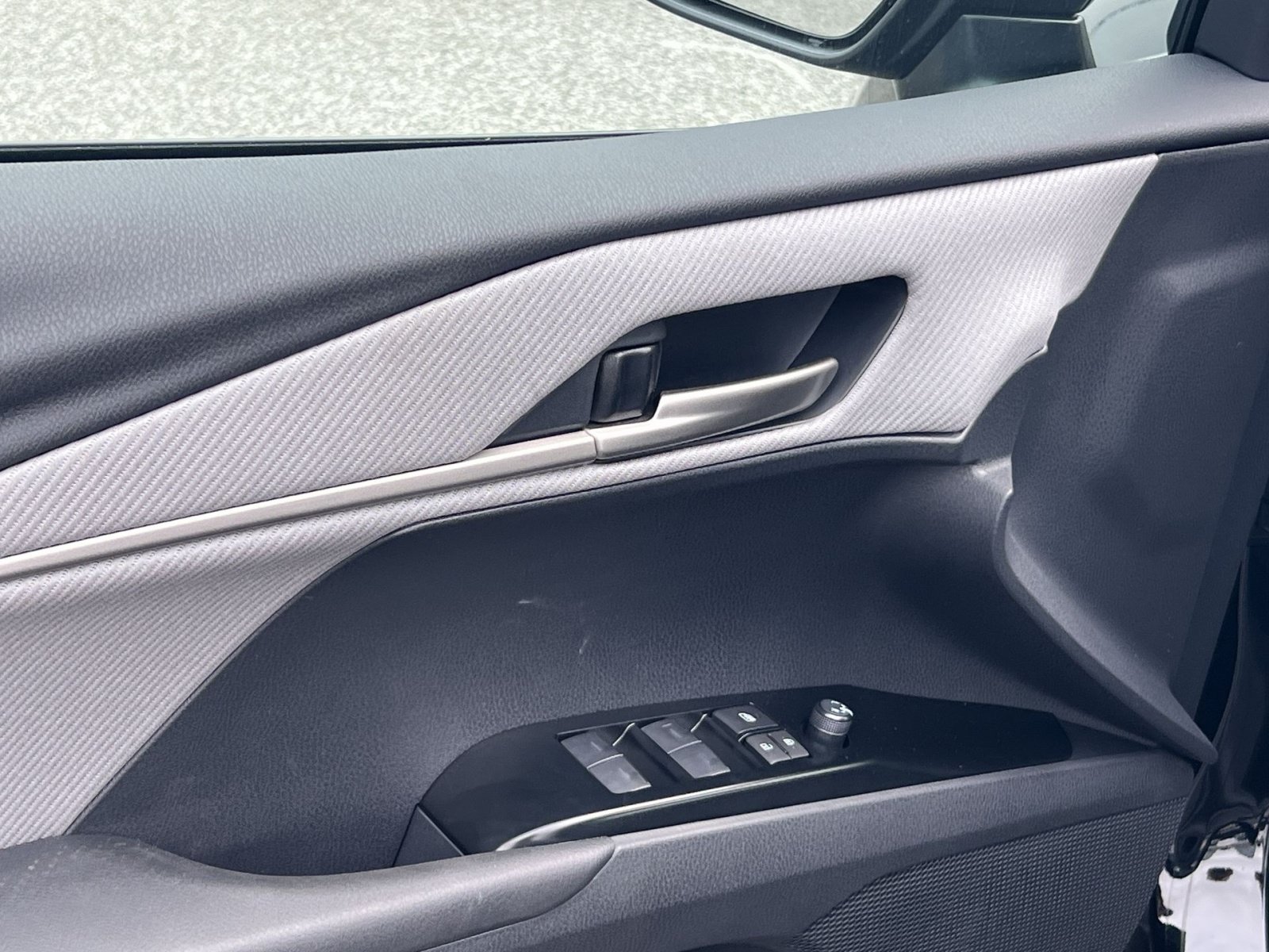 New 2026 Toyota Camry SE w/ Convenience Package FWD image 10
