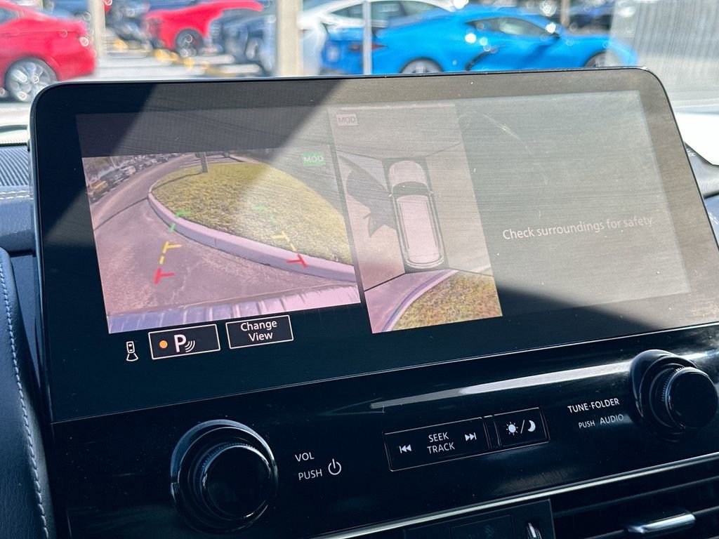 Used 2024 INFINITI QX80 Sensory w/ Cargo Package image 13