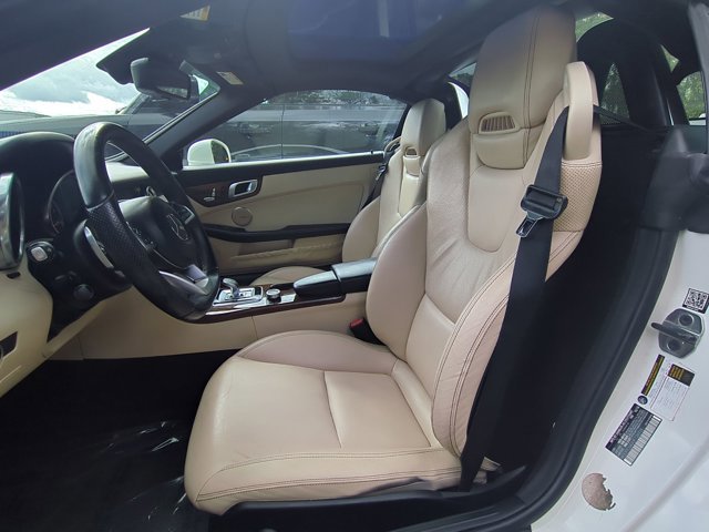 Used 2017 Mercedes-Benz SLC 300 image 17