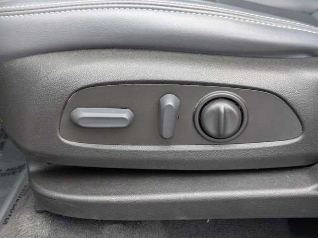 Used 2023 Buick Enclave Essence w/ Experience Buick Package image 25