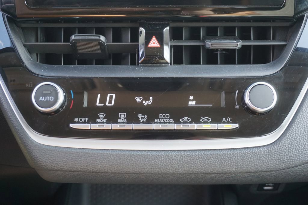 Used 2023 Toyota Corolla LE FWD image 10