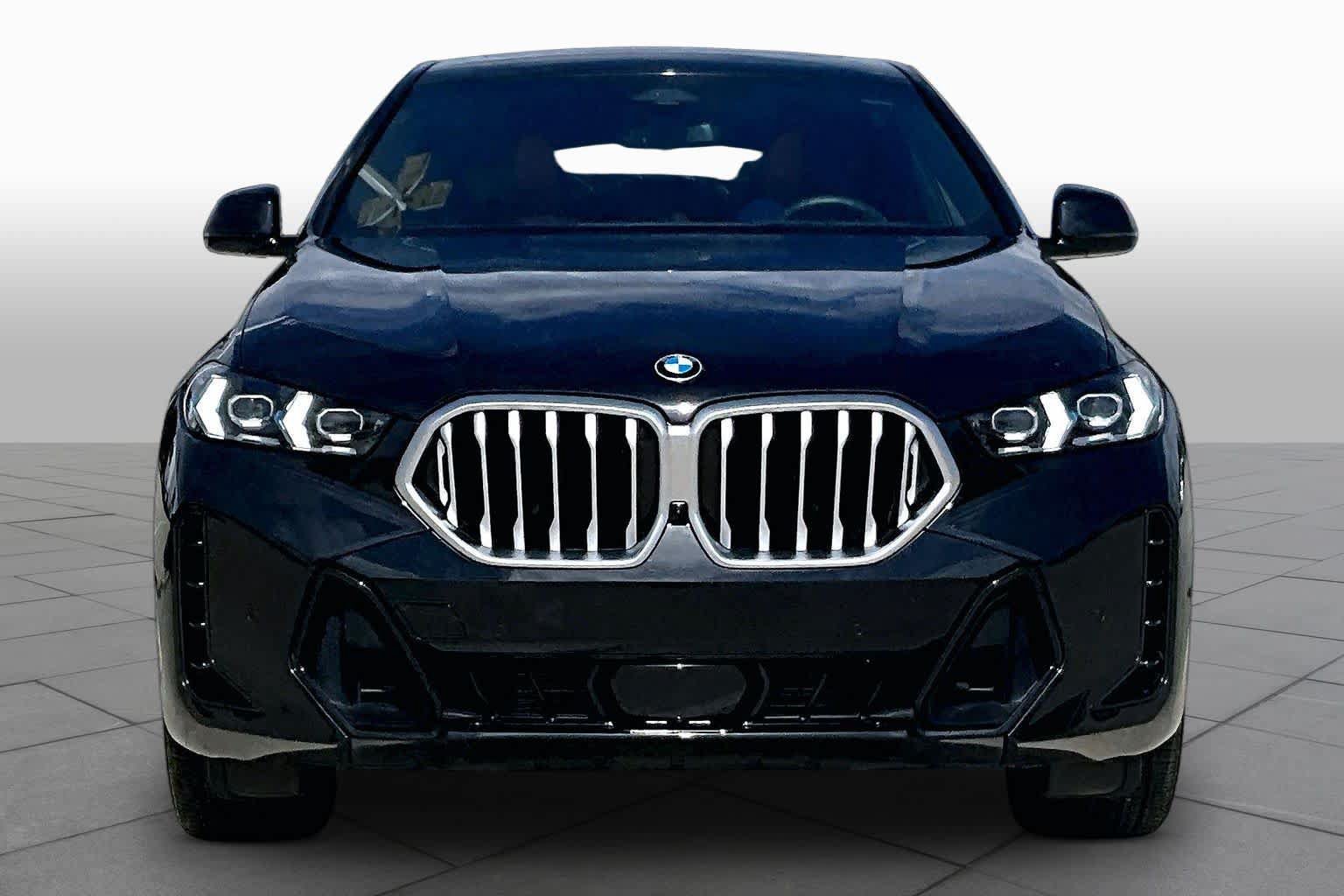 Used 2026 BMW X6 xDrive40i AWD/4WD image 3
