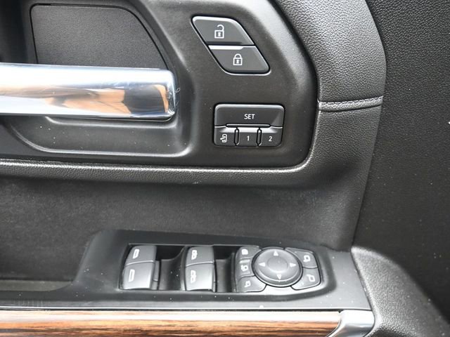 Used 2020 Chevrolet Silverado 2500 High Country w/ Z71 Off-Road Package image 16