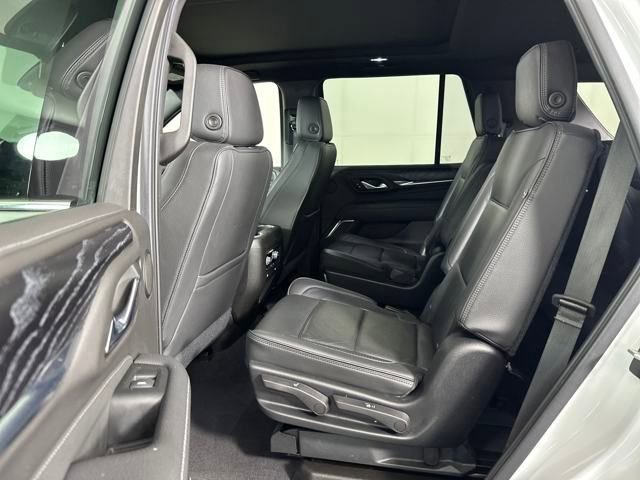 Used 2021 GMC Yukon Denali w/ Denali Premium Package image 25