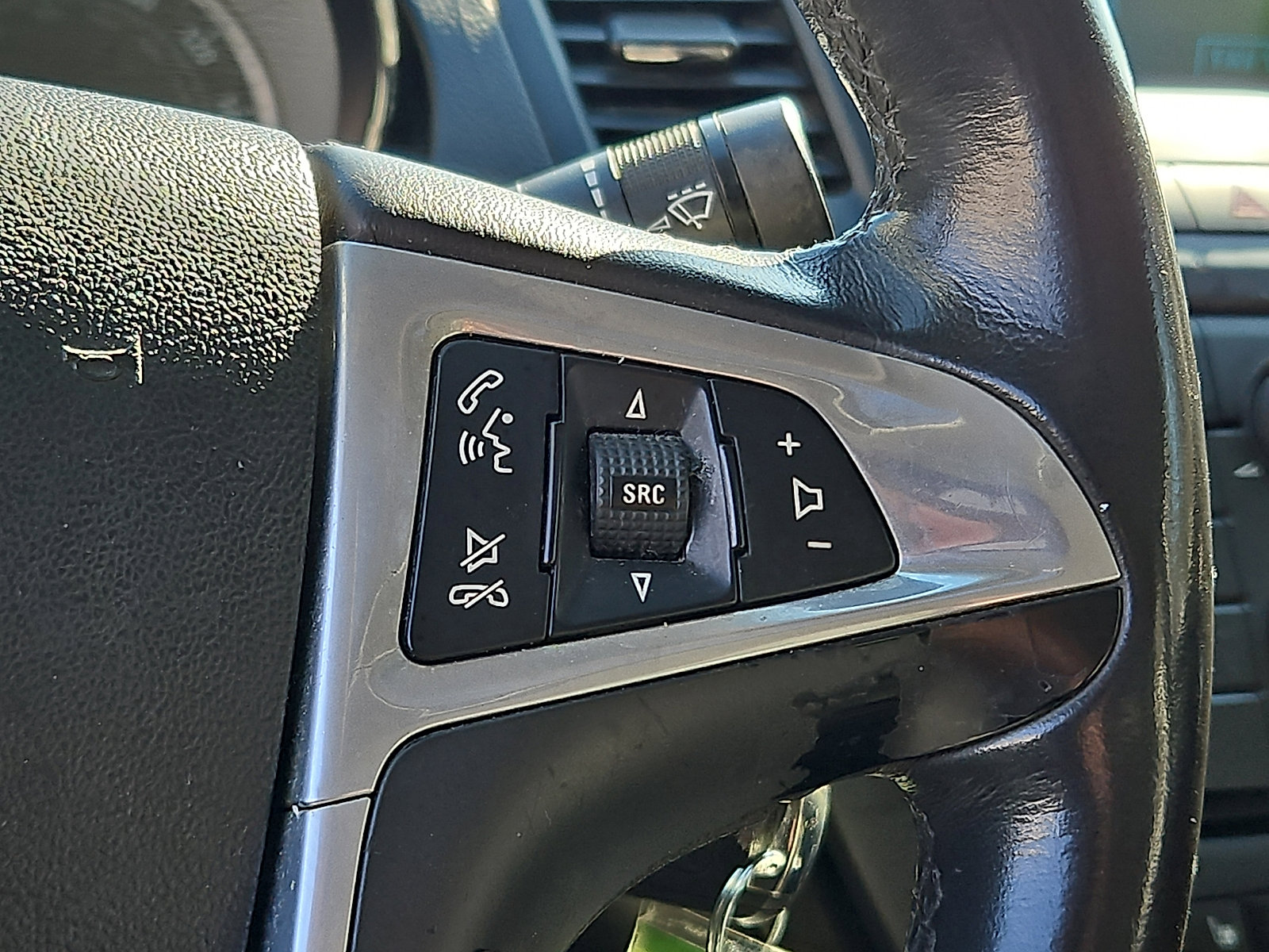 Used 2011 Buick Regal CXL w/ RL2 Preferred Equipment Group image 21