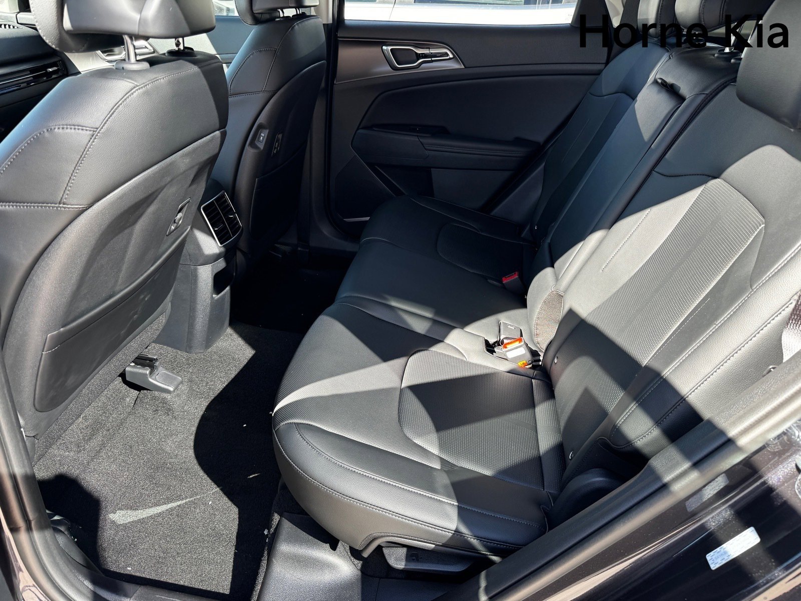 New 2026 Kia Sportage EX image 11