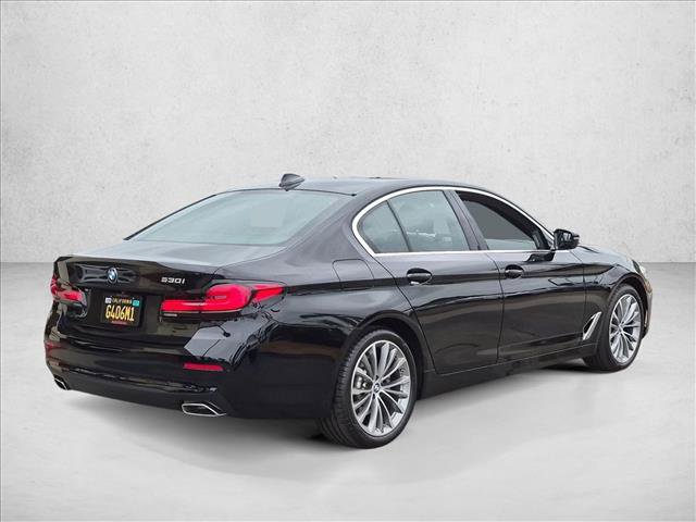 Certified 2023 BMW 530i w/ Premium Package RWD image 5