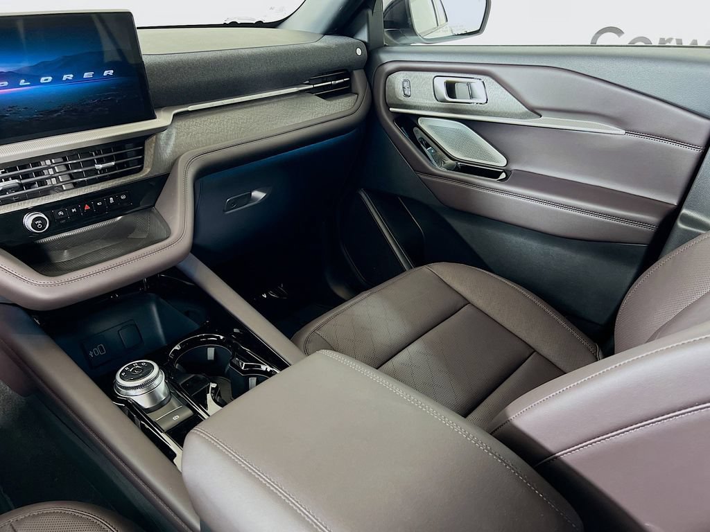 New 2026 Ford Explorer Platinum AWD/4WD image 30