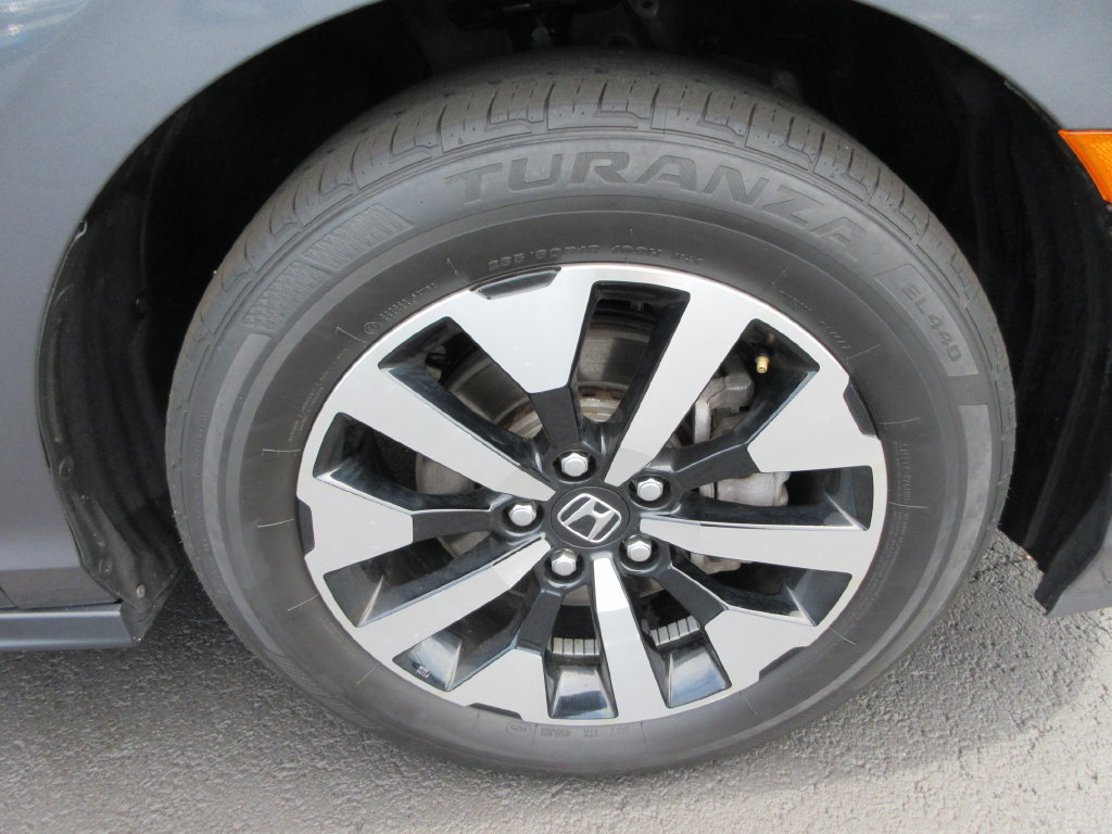 Used 2025 Honda Odyssey EX-L image 9