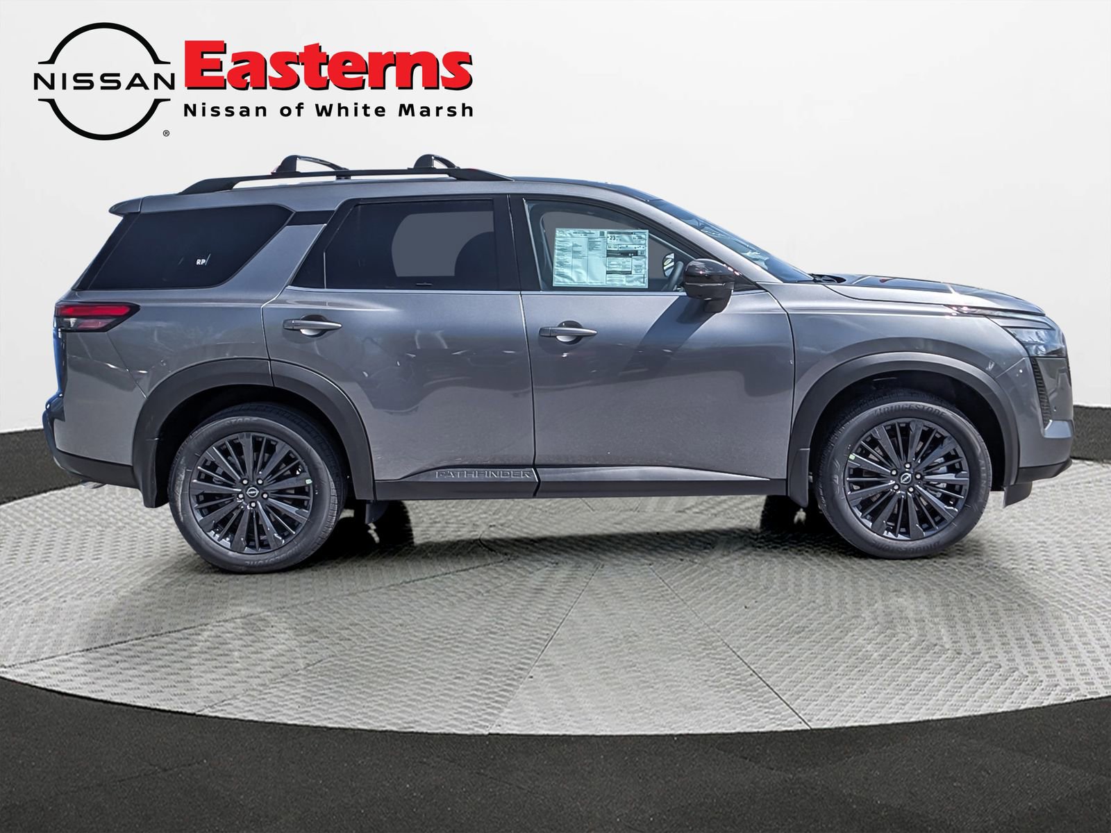New 2026 Nissan Pathfinder SL image 6