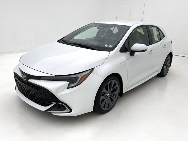 Used 2023 Toyota Corolla XSE FWD image 4