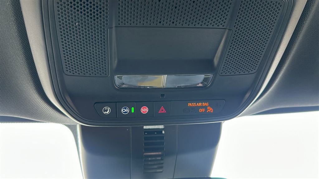 Used 2024 Chevrolet Traverse LT w/ Trailering Package image 24